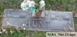 Annie M Hunt