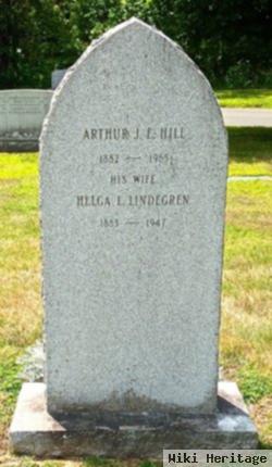 Helga L. Lindegren Hill