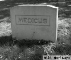 Hattie L. Medicus