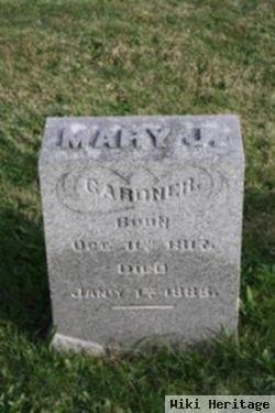 Mary J Gardner