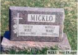 Michael Micklo, Sr