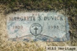 Margaret S Berg Duvick