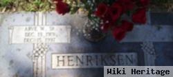 Arve W Henriksen, Sr