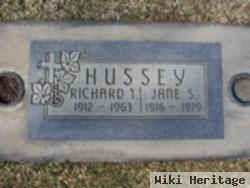 Jane S Hussey