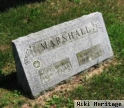 Ross L Marshall