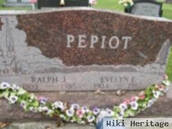 Evelyn Emma Monnin Pepiot