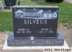 David J Silveus