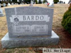 Luther D Bardo