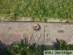 Richard E Davis