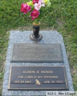 Alden A House