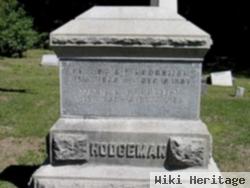 Maria L Hodgeman