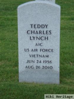 Teddy Charles "rock" Lynch