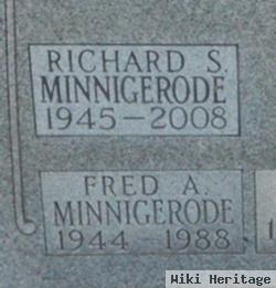 Richard S Minnigerode