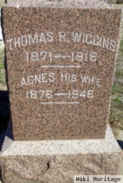 Thomas R Wiggins