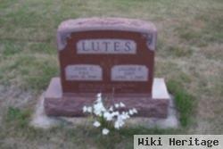 Lillian P Lutes