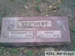 Reinhardt F Reichert