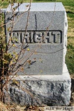 Mary R Gant Wright