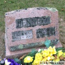 Lenora L Bennett