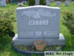 Alberta H Mezza