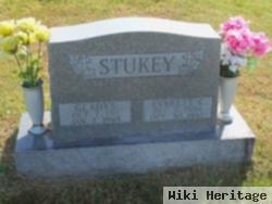 Gladys Walters Stukey