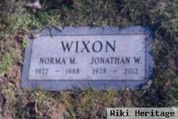 Jonathan W Wixon