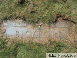 Van E Bickford
