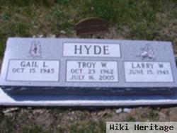 Troy W Hyde