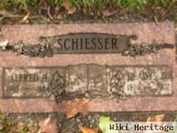 Gladys O Schiesser