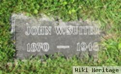 John W Suiter