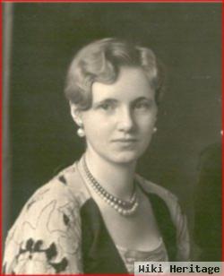 Eleanor B Olsen