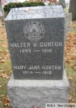 Walter W Gunton