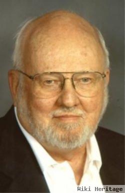 Nelson L. Kreuze