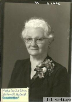 Yetta Cecila Julius Hollowell