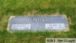 Pearl R Bender