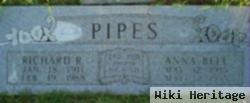 Richard R Pipes