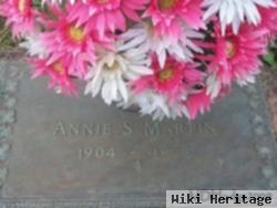 Annie S Martin