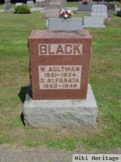 Wesley Aultman Black