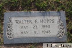 Walter E Hopps