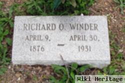 Richard O Winder