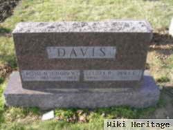 Edford W Davis