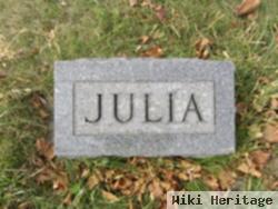 Julia Flo