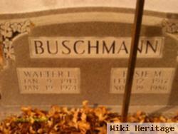 Elsie M Buschmann