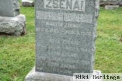 Rose E Zsenai