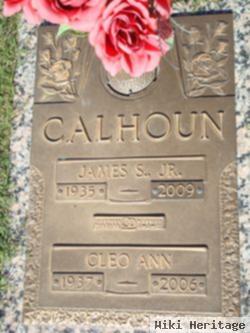 James S Calhoun, Jr