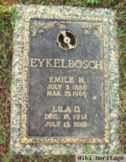 Lila D. Van Eykelbosch