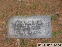 Anna Straub