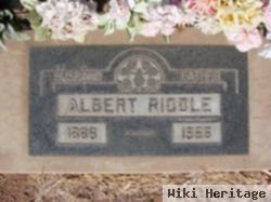 Albert Riddle