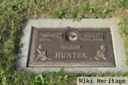 Peggy L. Saber Hunter