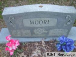 Arlen Clemel Moore