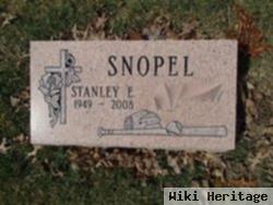 Stanley E Snopel